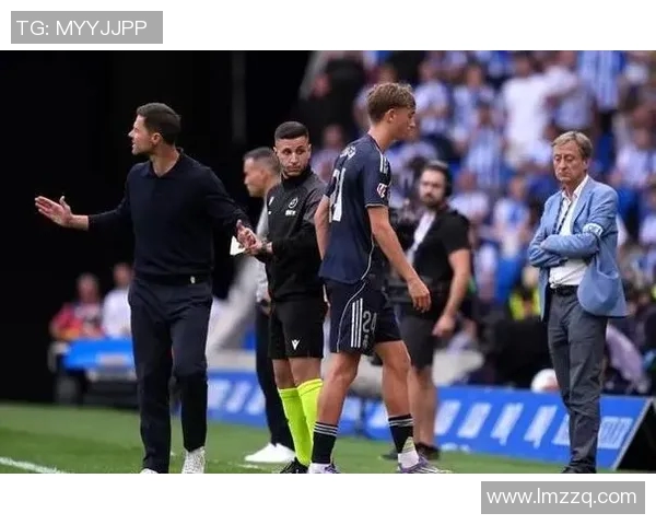 皇马防守老将拉莫斯因伤缺席，卡瓦哈尔赞新援门迪或填补空缺